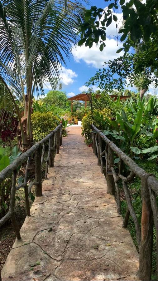 Tucan Guest house *